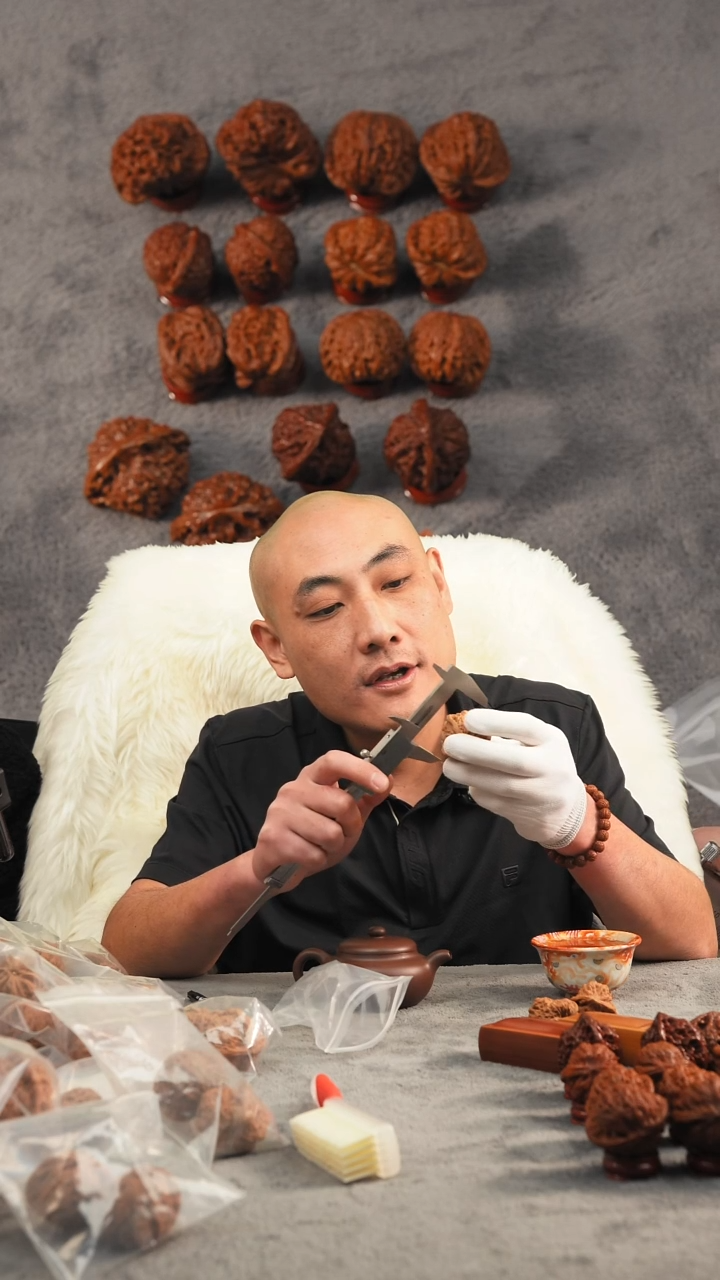 吊坠文玩核桃知**一45四棱