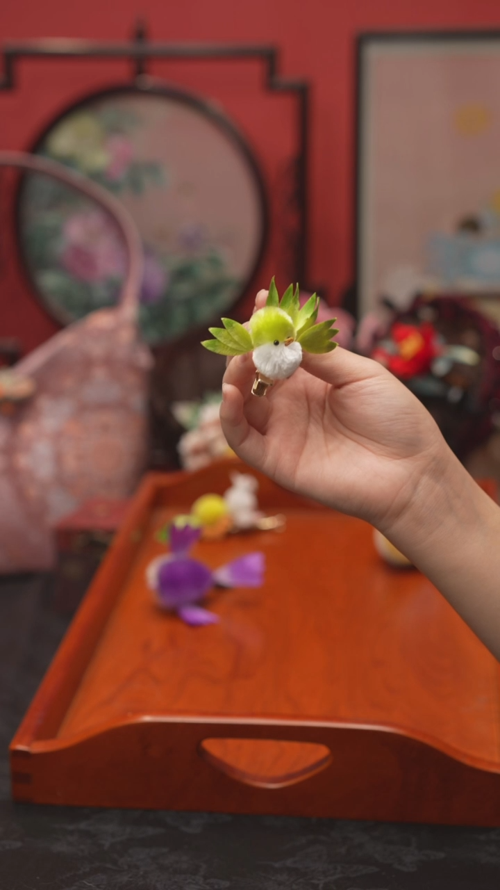 刺绣“****”非遗手工绒花饰品