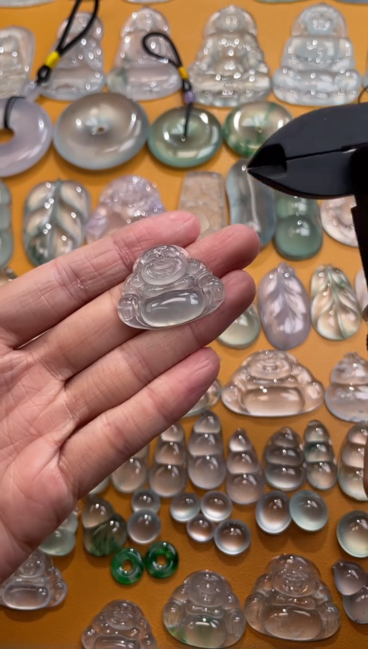 【闪购商品】翡翠未镶嵌吊坠(不含链)佛公23 29.8 4.8