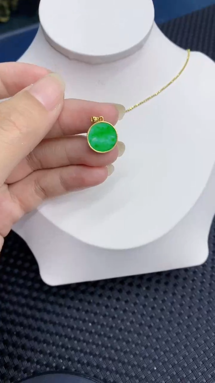 【闪购商品】翡翠颈饰18K金镶嵌            8