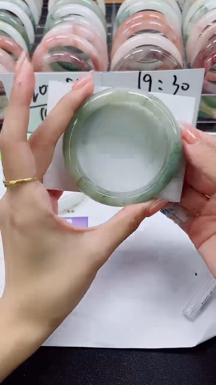 【闪购商品】石英质玉手镯合金A58-58/59