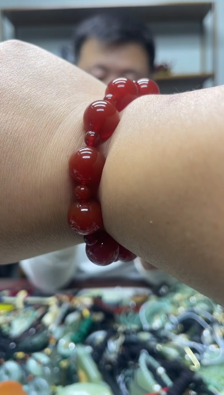 未镶嵌岫玉吊坠·