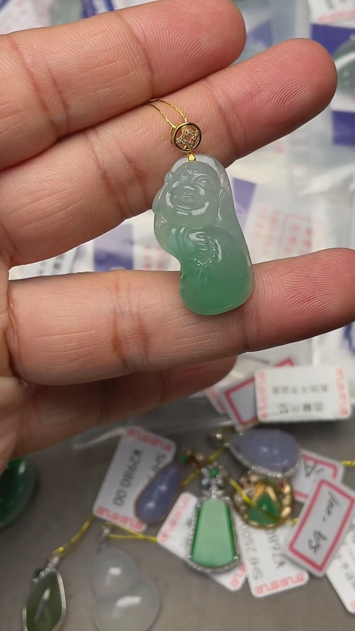 【闪购商品】翡翠吊坠(不含链)18K金镶嵌天然缅甸翡翠A货(不含链)