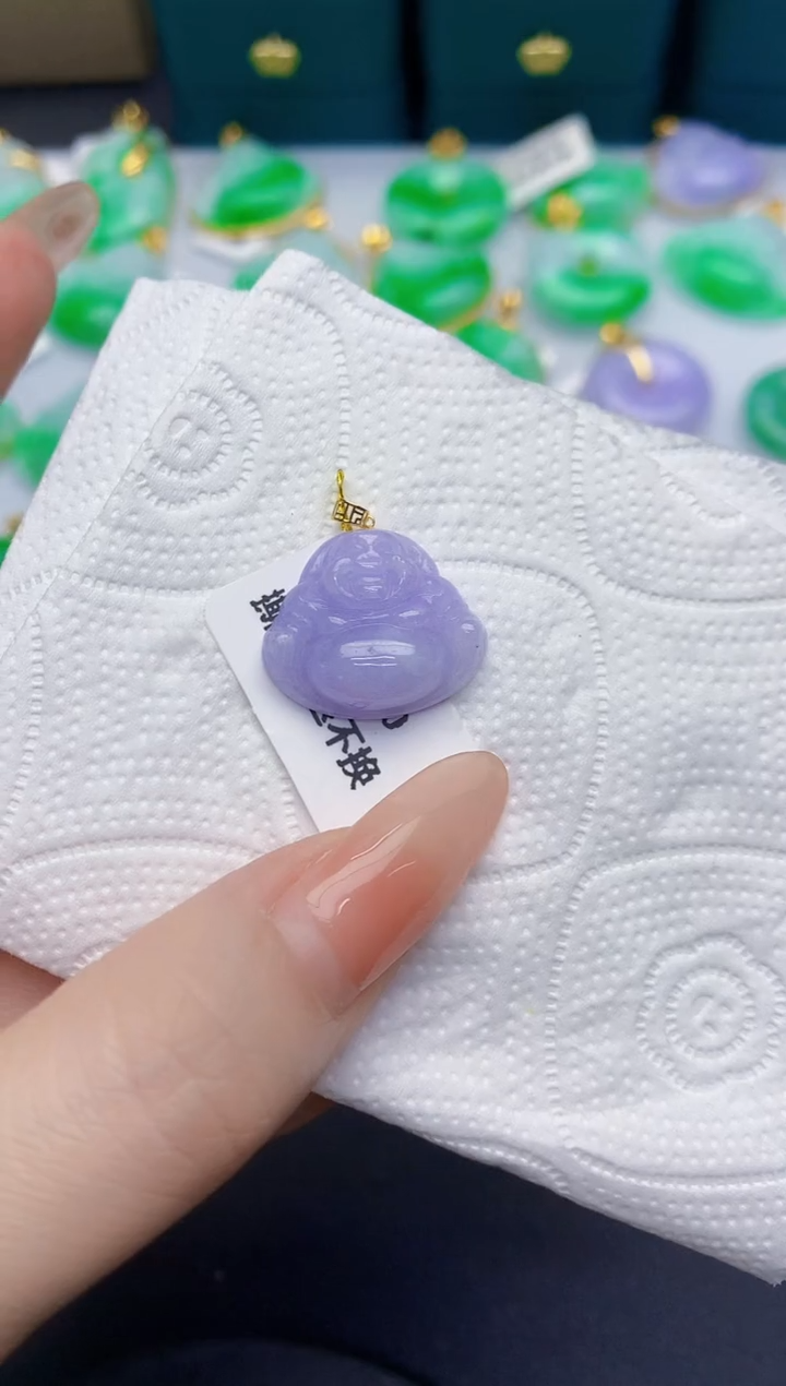 颈饰18K金镶嵌翡翠缅甸天然翡翠A货