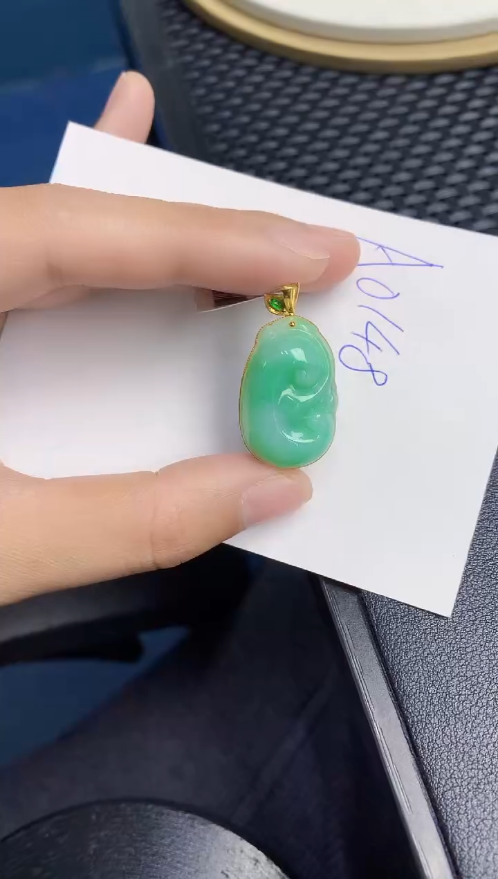 【闪购商品】翡翠颈饰18K金镶嵌000000000