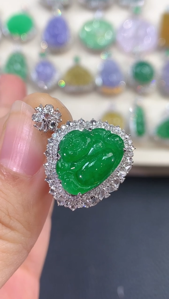 【闪购商品】翡翠吊坠(不含链)18K金镶嵌B245