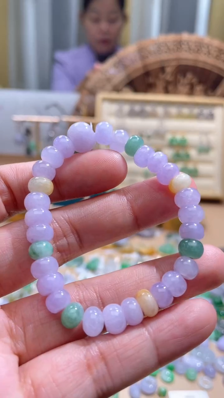 【闪购商品】翡翠颈饰未镶嵌手串