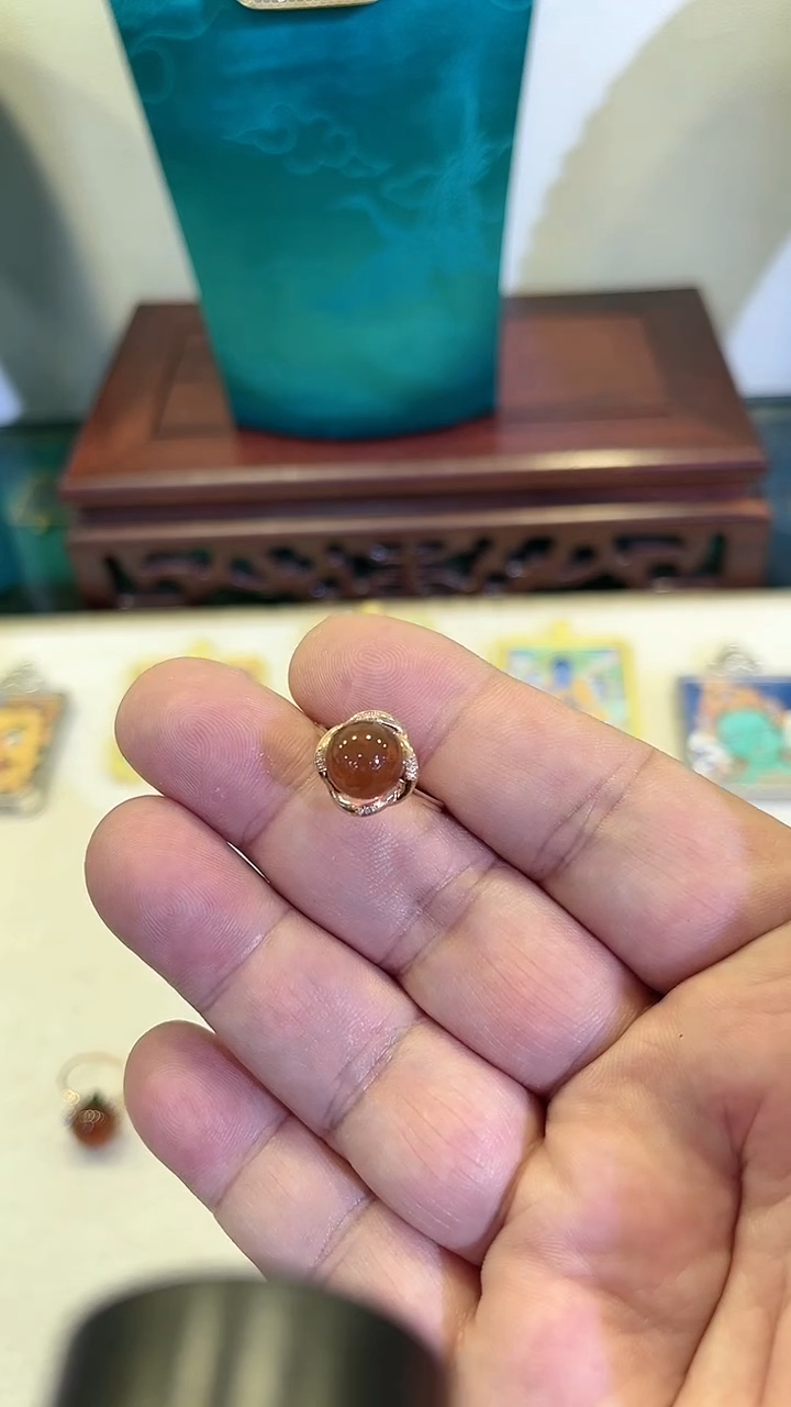 【闪购商品】欧泊戒指18K金镶嵌多样性发其一250122514