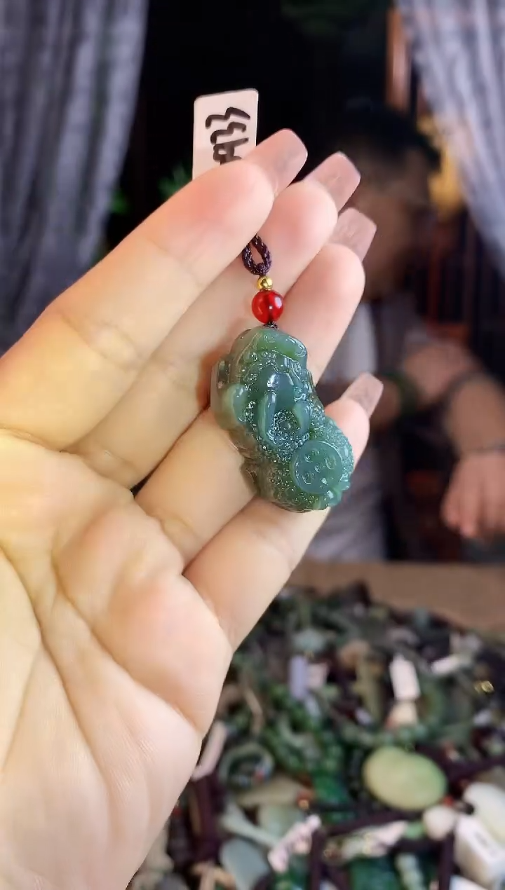【闪购商品】和田玉挂件未镶嵌多样性发货拍一发一