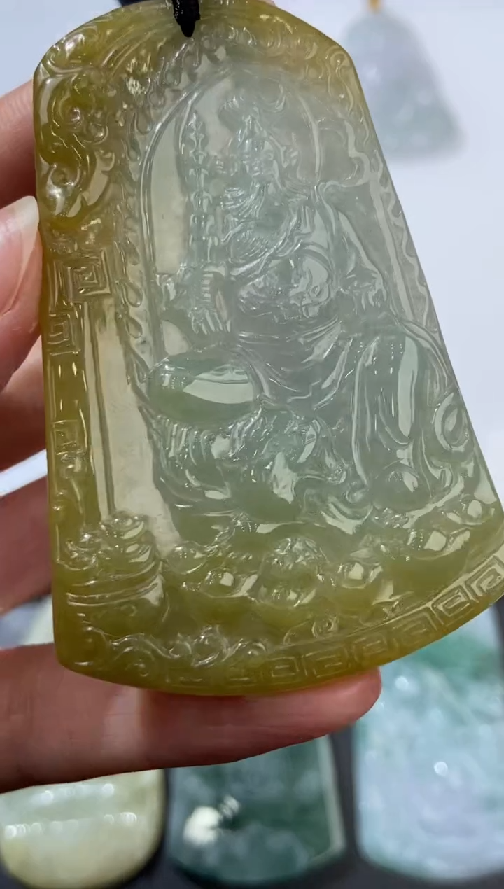 未镶嵌挂件翡翠379581   多人