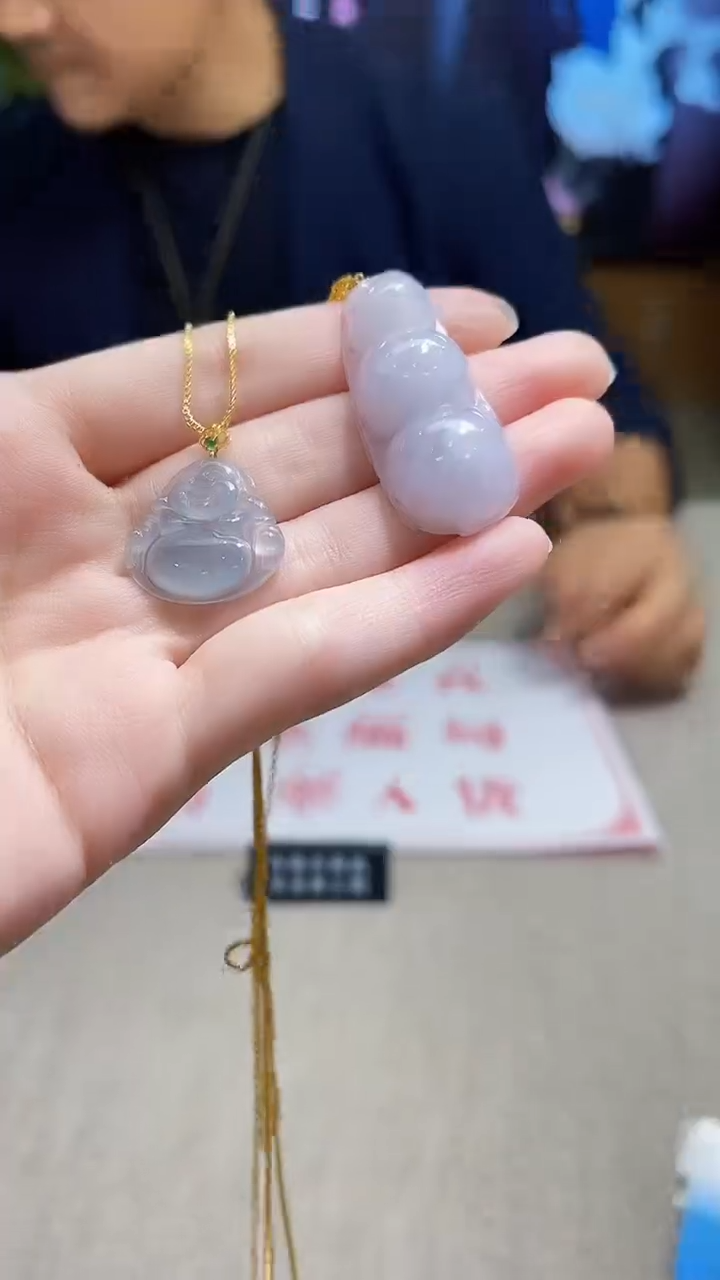 颈饰18K金镶嵌翡翠MFCQ090889多样性发其一