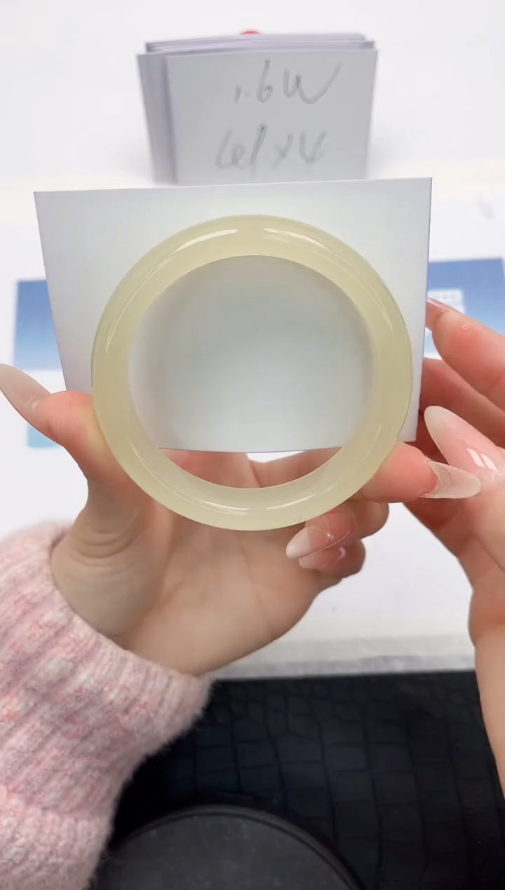 【闪购商品】石英质玉手镯未镶嵌L258-58.1