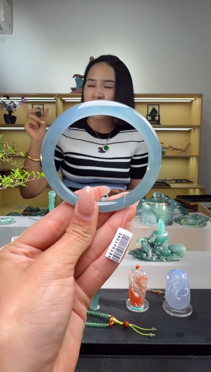 未镶嵌手镯翡翠58圈