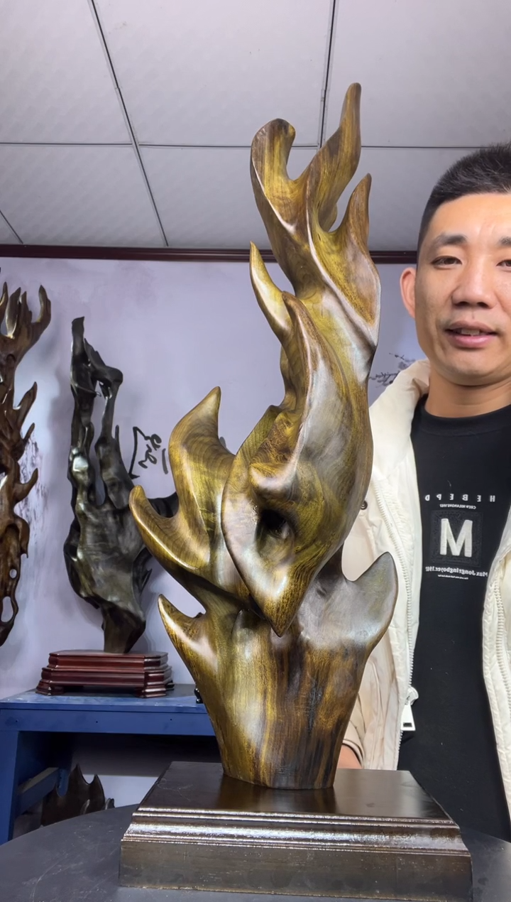 金丝楠木雕款凉****心金丝楠木工艺品摆件