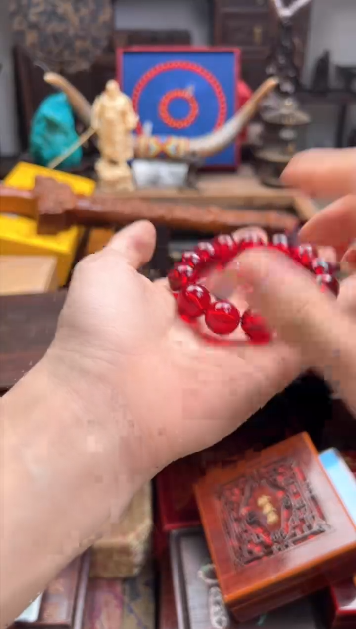 未镶嵌血珀裸石——————瓷——————