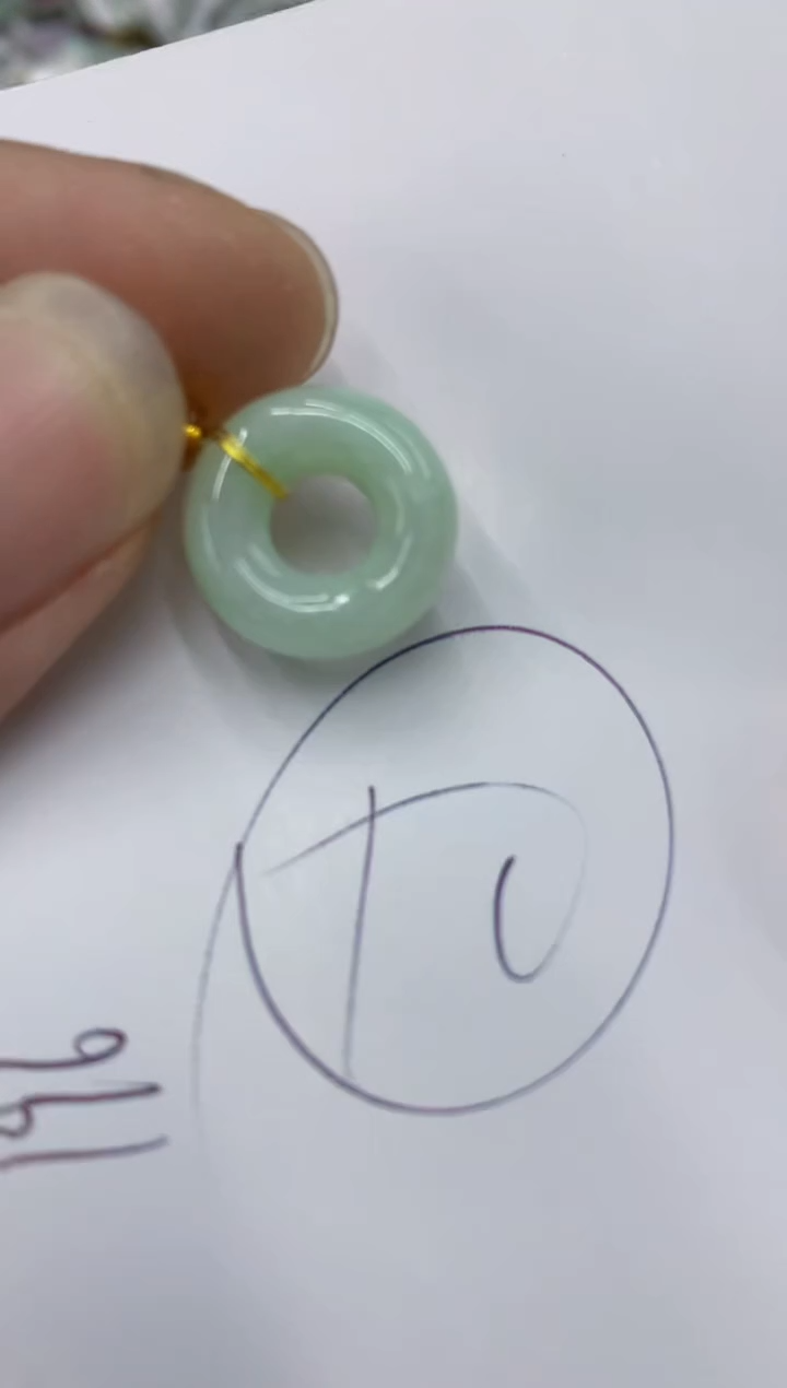 翡翠未镶嵌颈饰号链接111111111