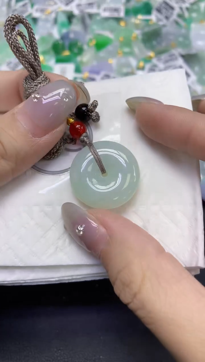 颈饰未镶嵌翡翠天然缅甸翡翠A货百元以上9元证书费自理