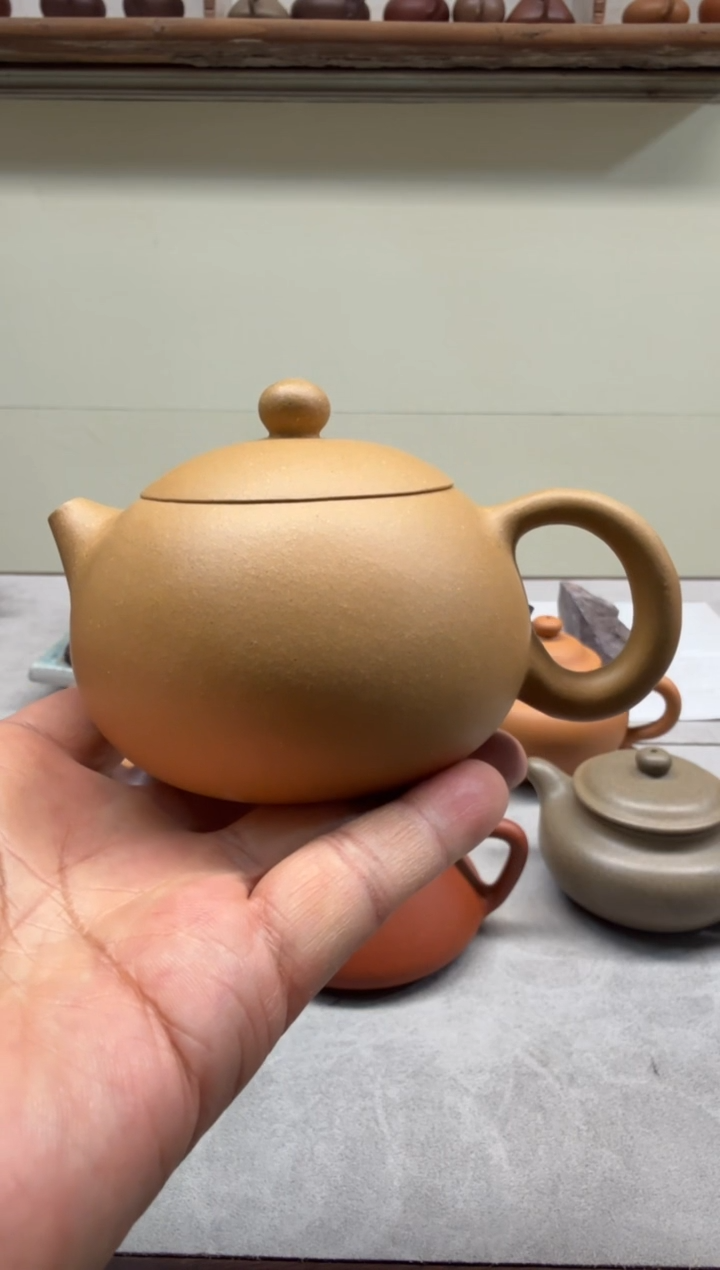 茶壶紫砂冷金黄半手微瑕西施