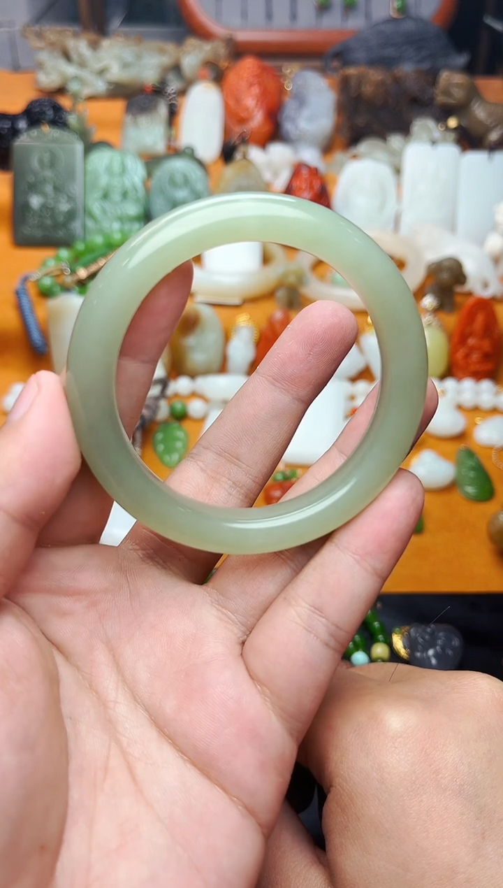 【闪购商品】和田玉手镯未镶嵌55.3圈口01