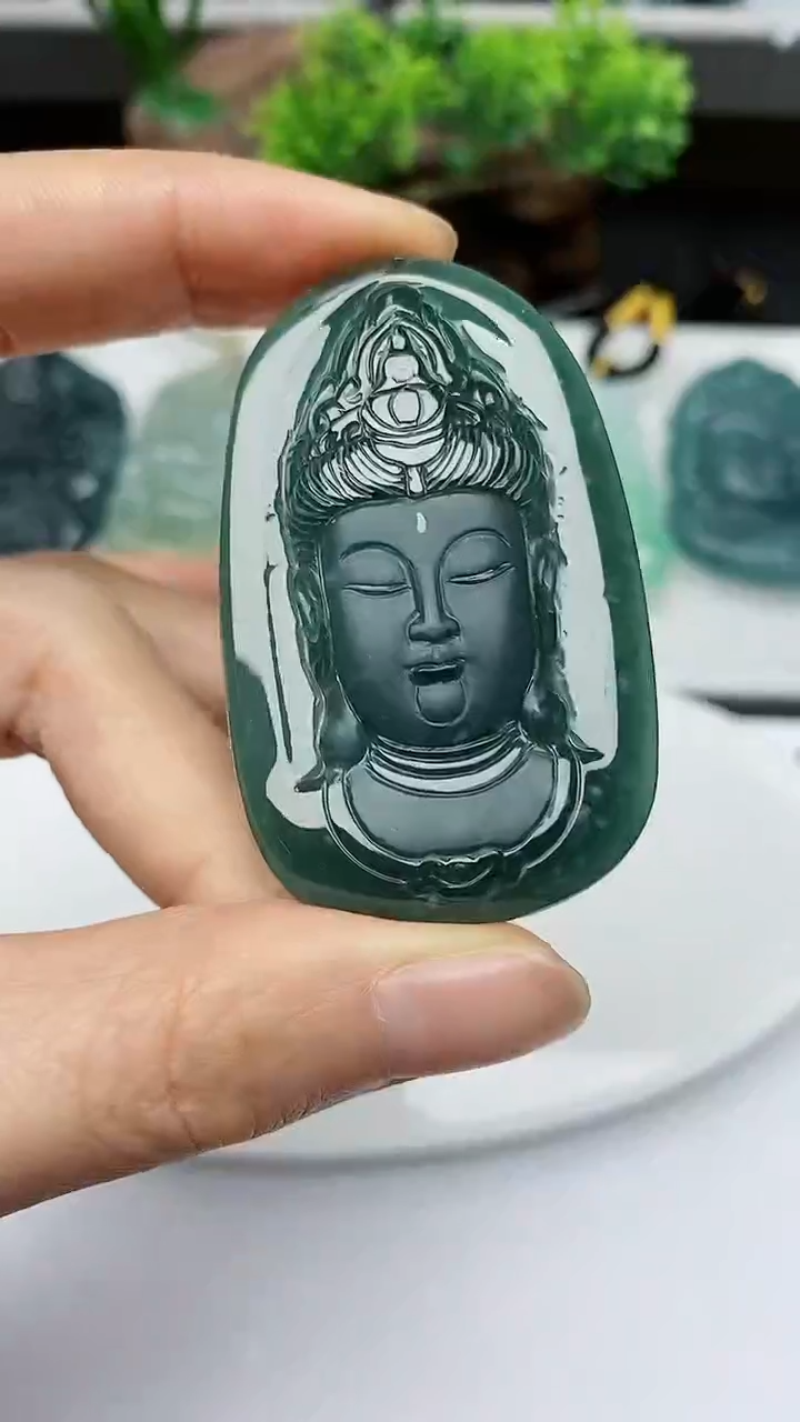【闪购商品】翡翠颈饰未镶嵌
