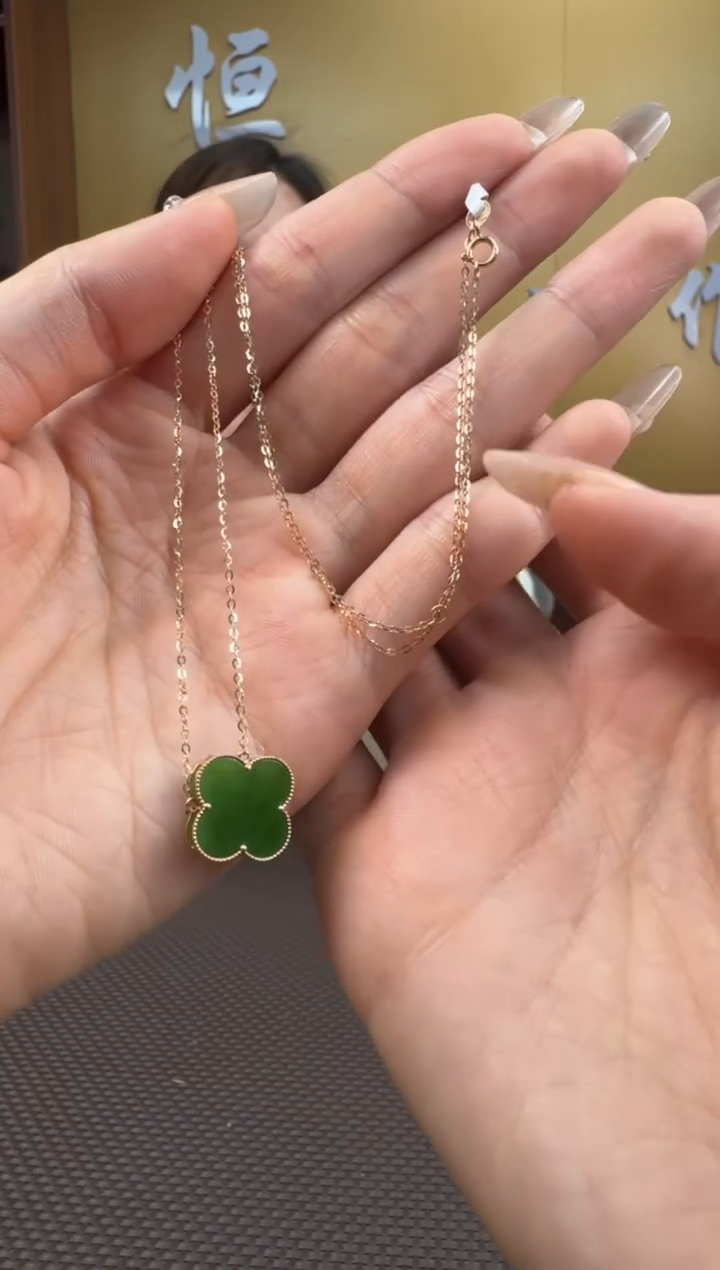 【闪购商品】和田玉挂件18K金镶嵌挂件