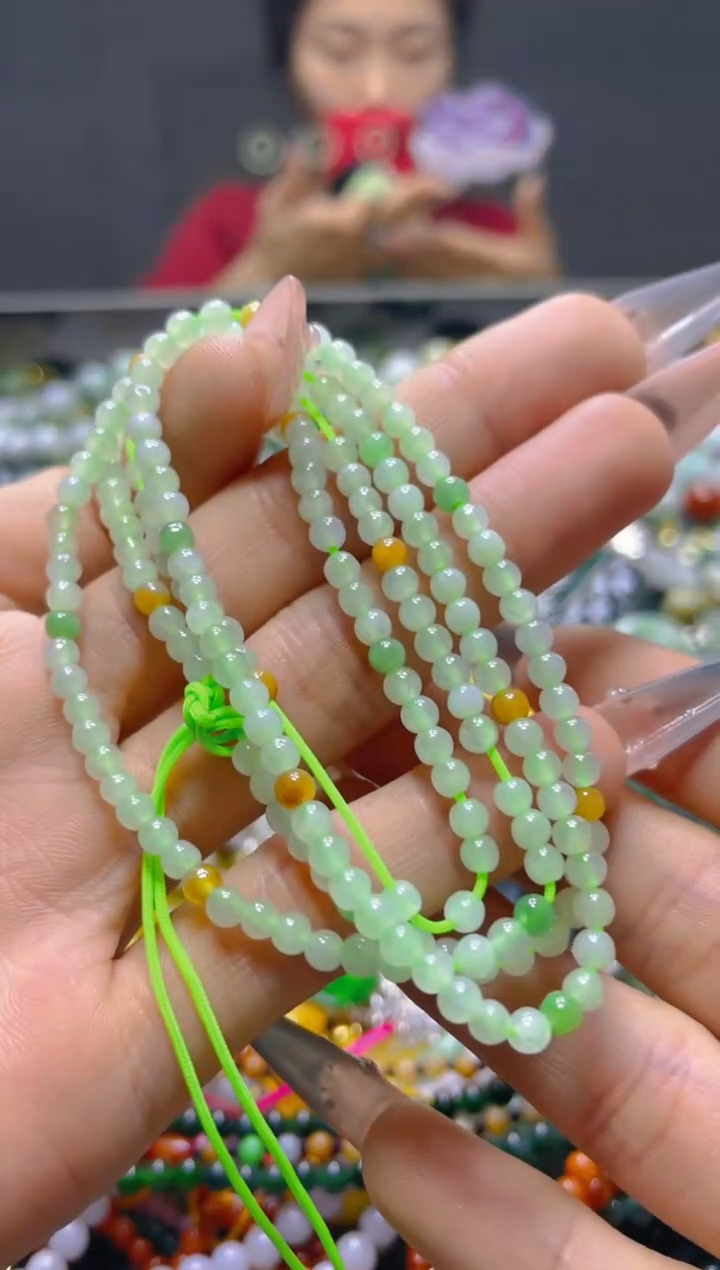颈饰未镶嵌翡翠3MM