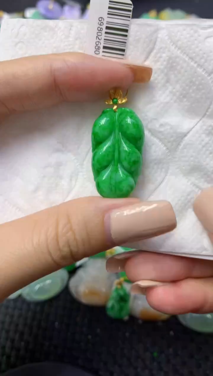 颈饰18K金镶嵌翡翠天然缅甸翡翠A货