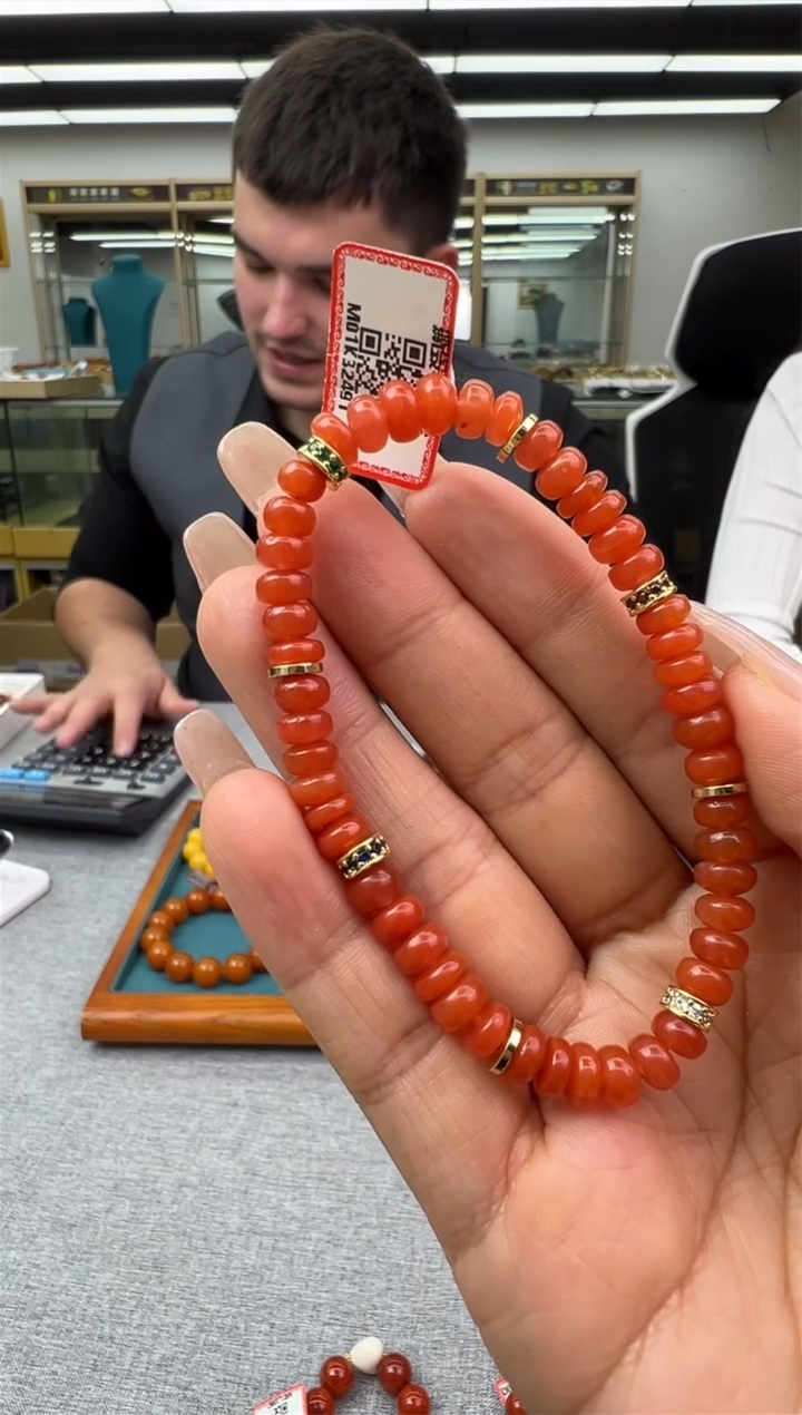 【闪购商品】南红玛瑙手链未镶嵌32秒拍号