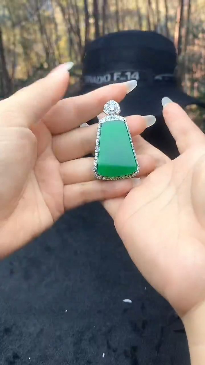 满色吊坠    所见即所得