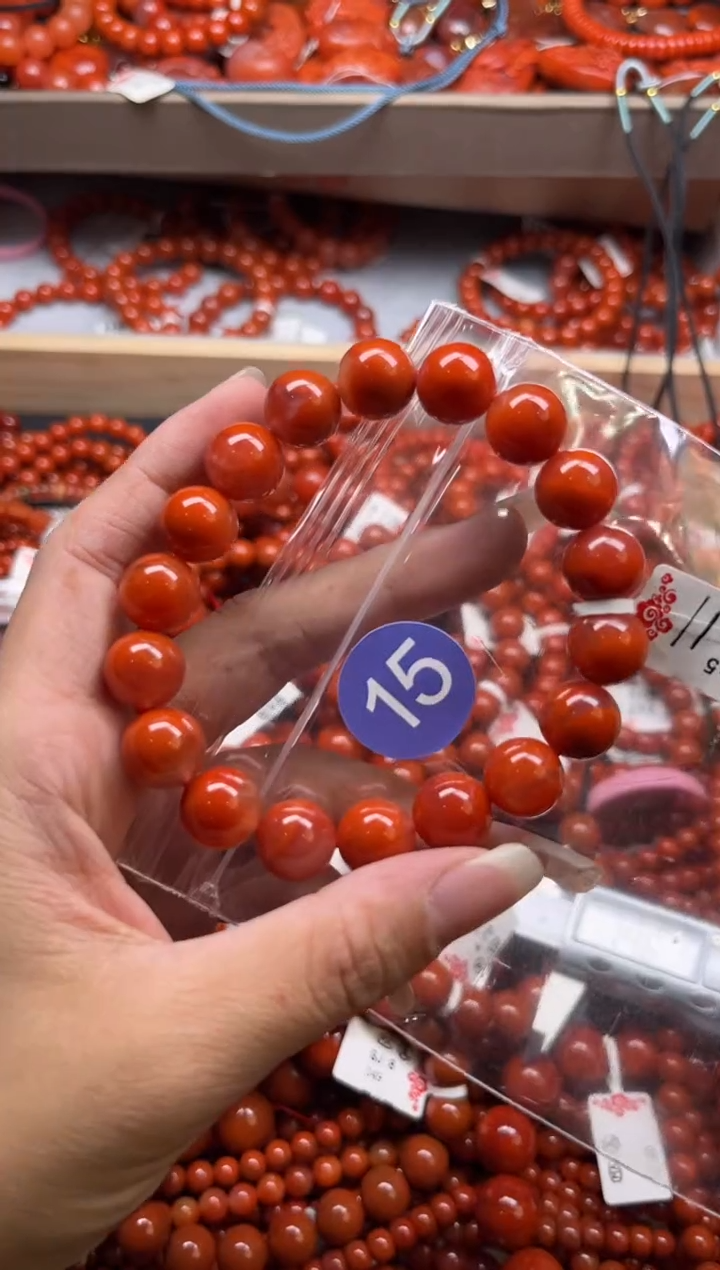 南红玛瑙未镶嵌珠宝奇石15-11