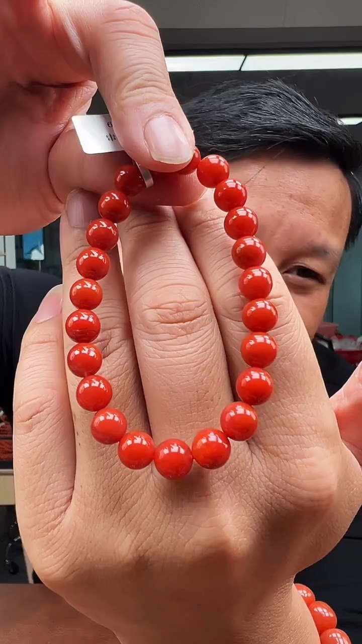 未镶嵌珠串南红玛瑙云南保山大黑洞8mm+