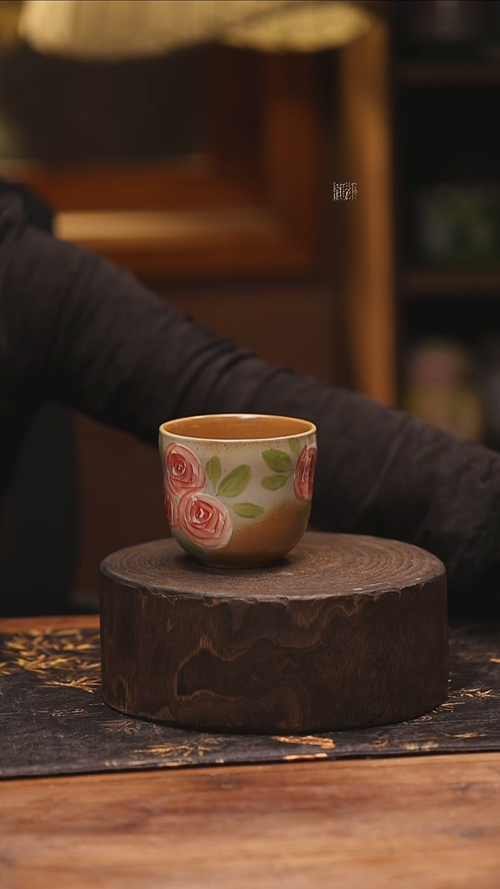 陶瓷景德镇高温釉下手绘陶瓷