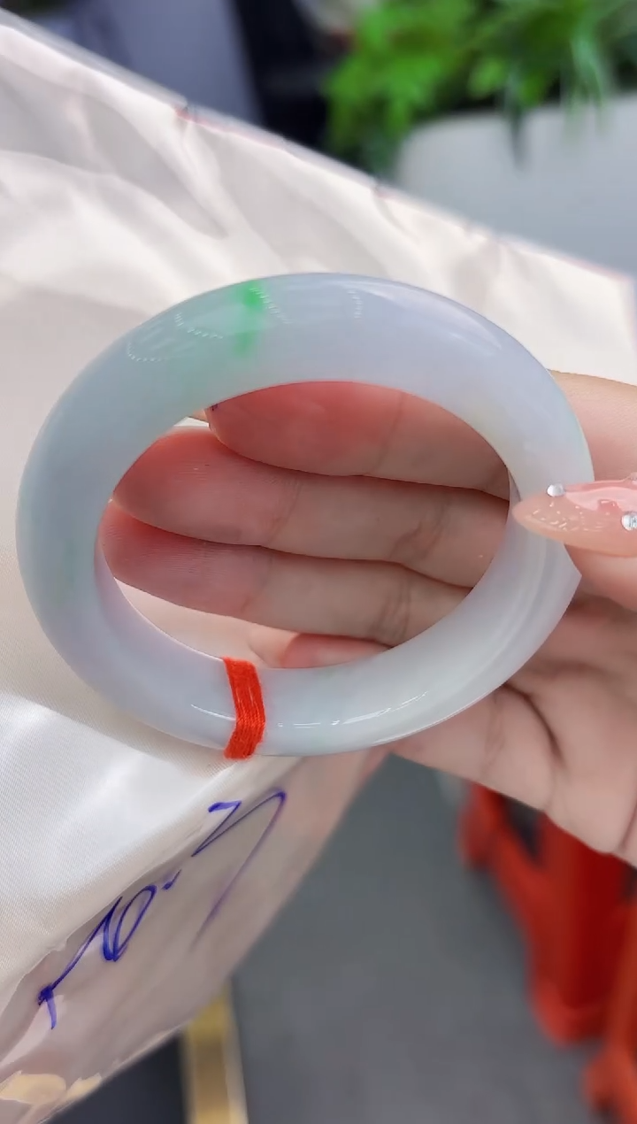 【闪购商品】翡翠手镯未镶嵌翡翠手镯