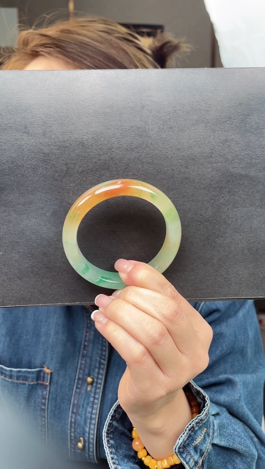 【闪购商品】石英质玉手镯未镶嵌黄加绿