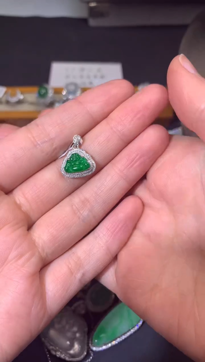 【闪购商品】翡翠吊坠(不含链)18K金镶嵌吊坠