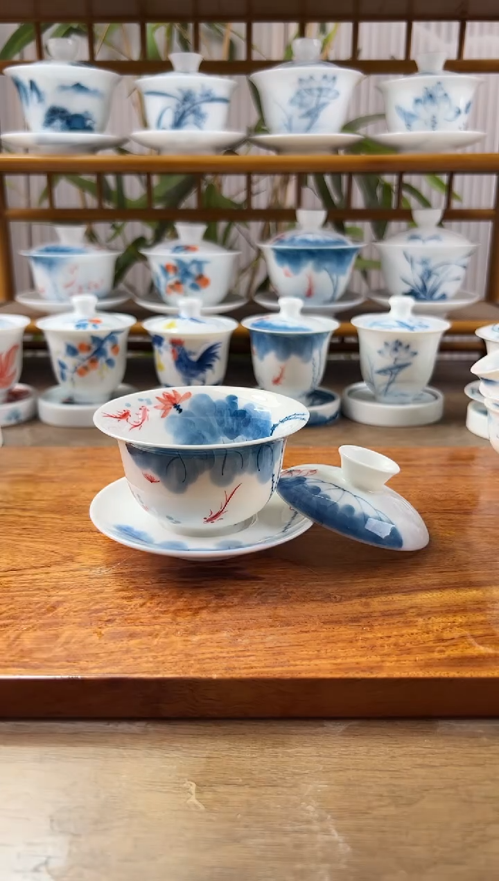 微瑕线条莲內绘130ml三才盖碗