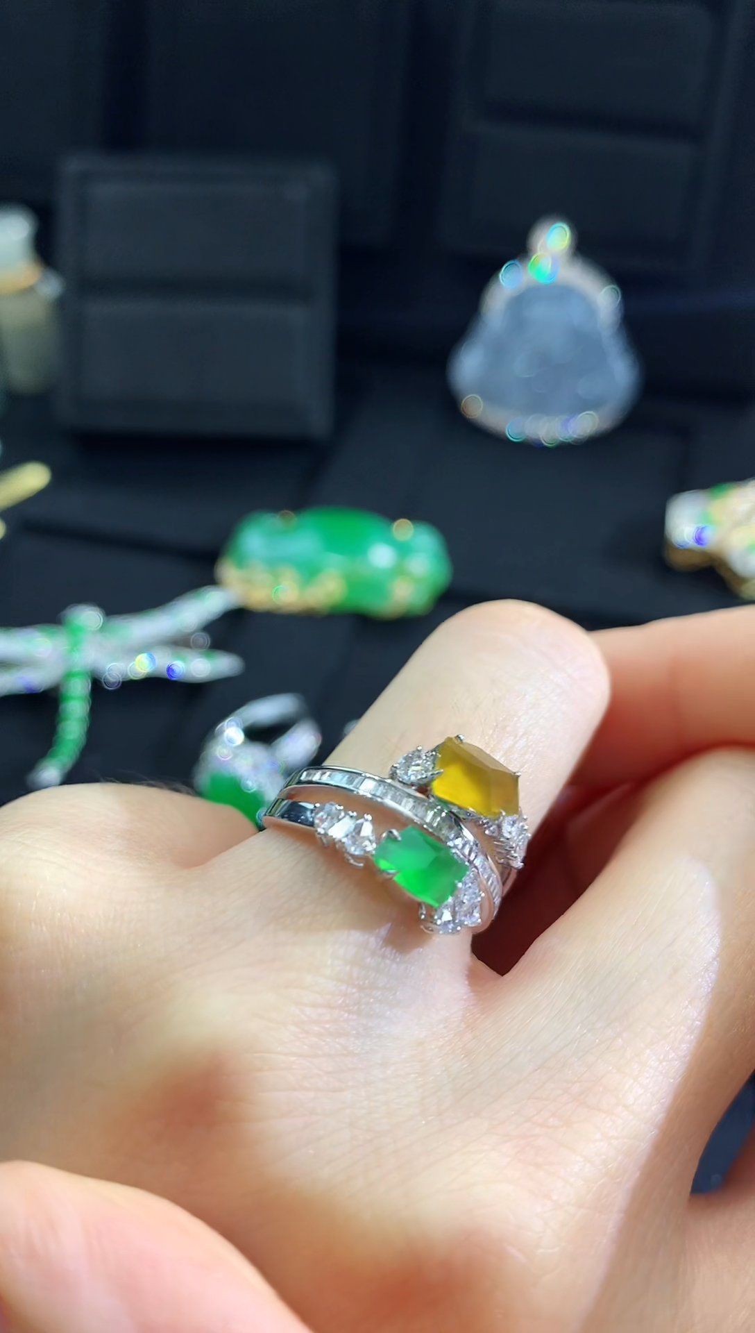 【闪购商品】翡翠戒指18K金镶嵌戒指