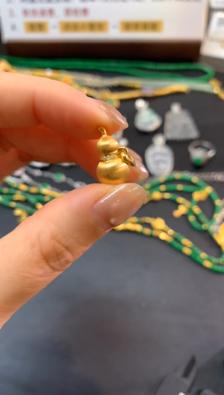 吊坠(不含链)18K金吊坠|399