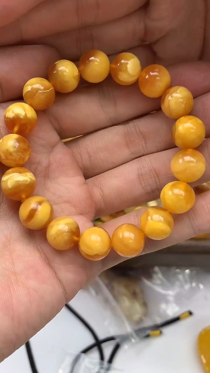 裸石琥珀未镶嵌手串卡11