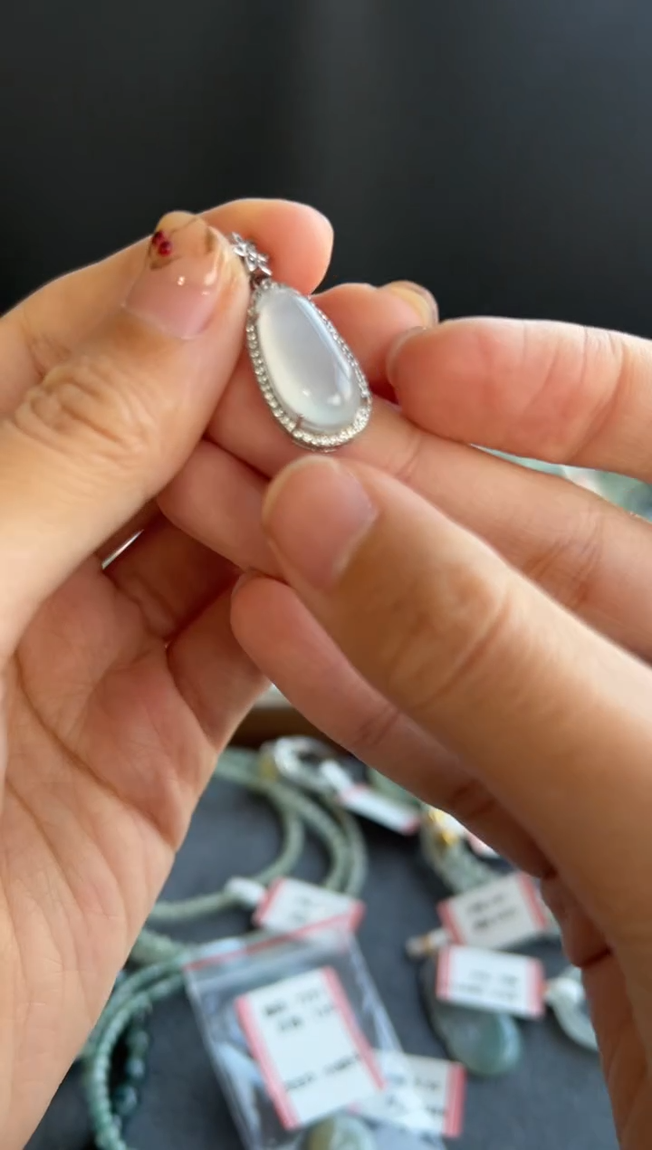 颈饰未镶嵌翡翠7887买断