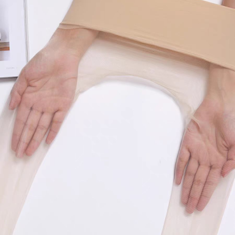 小雅 自LiU款·马油袜·性感轻薄 易勾丝 有瑕疵 一次性拍摄道具！！！