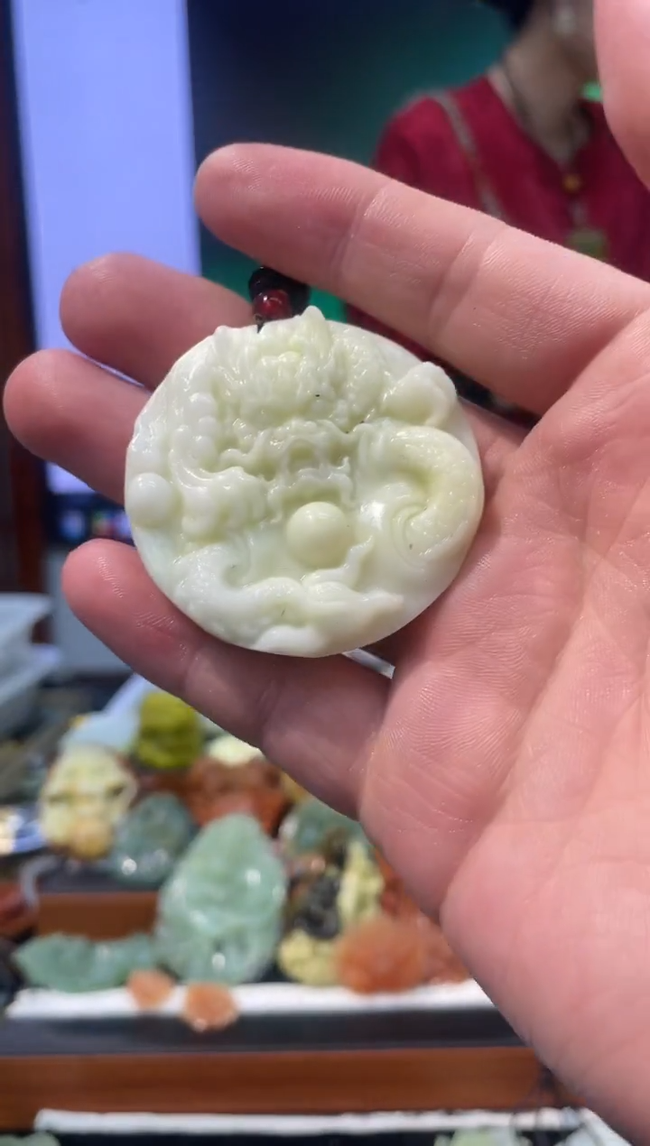 【闪购商品】岫玉吊坠未镶嵌·