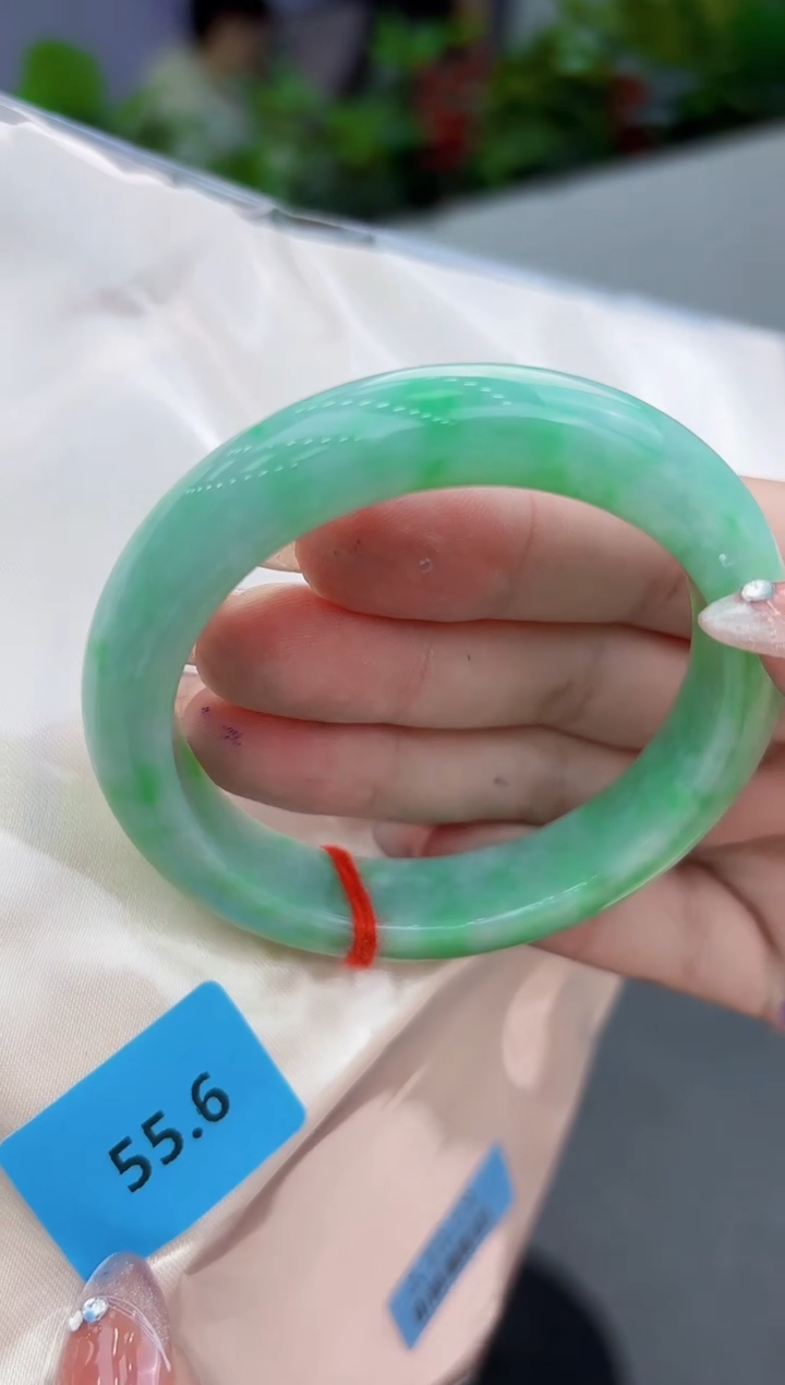 【闪购商品】翡翠手镯未镶嵌翡翠手镯