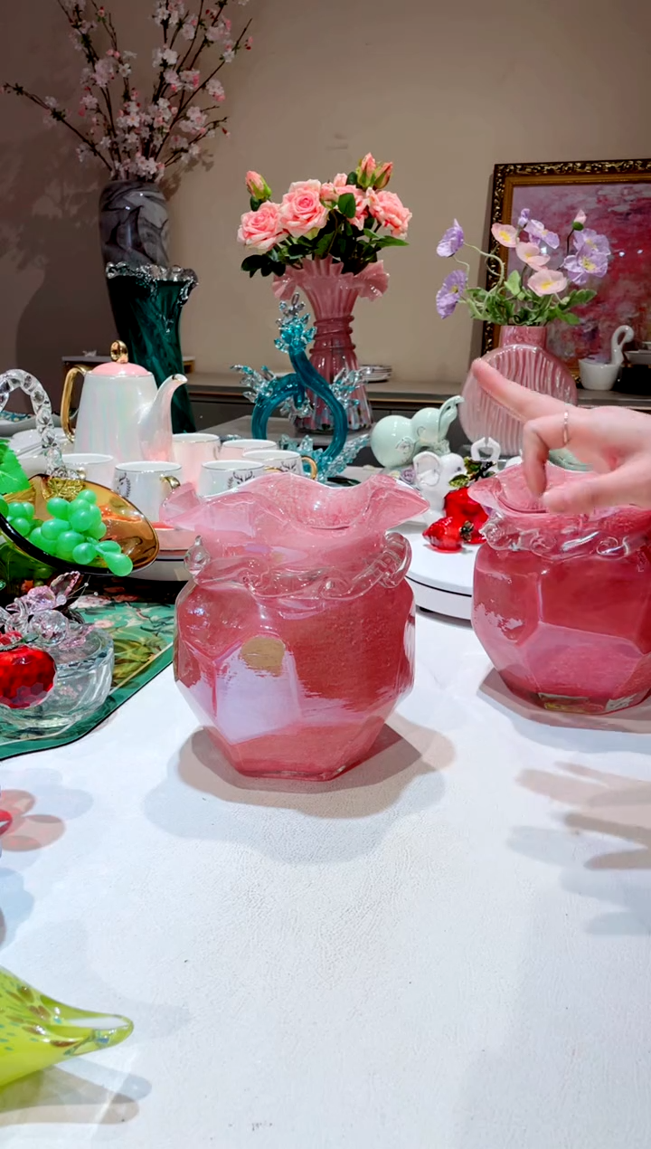 【闪购商品】琉璃手工艺品    玫红琉璃钱袋子微瑕