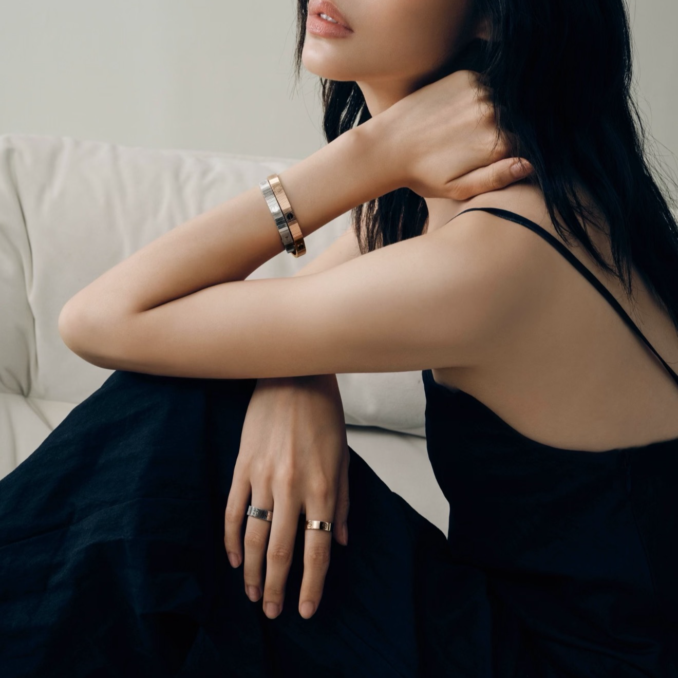 铜合金手链 螺纹缎带love手链情侣手镯时尚轻奢气质手环男女同款