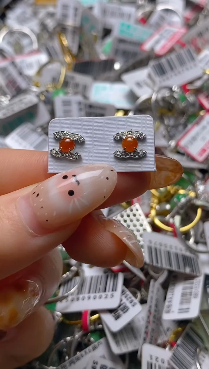 银S925镶嵌戒指翡翠百内无证书