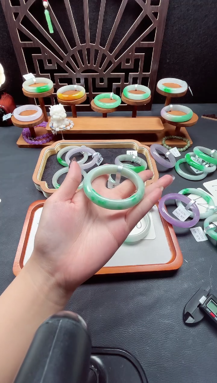 姐姐们看好......不要抢拍