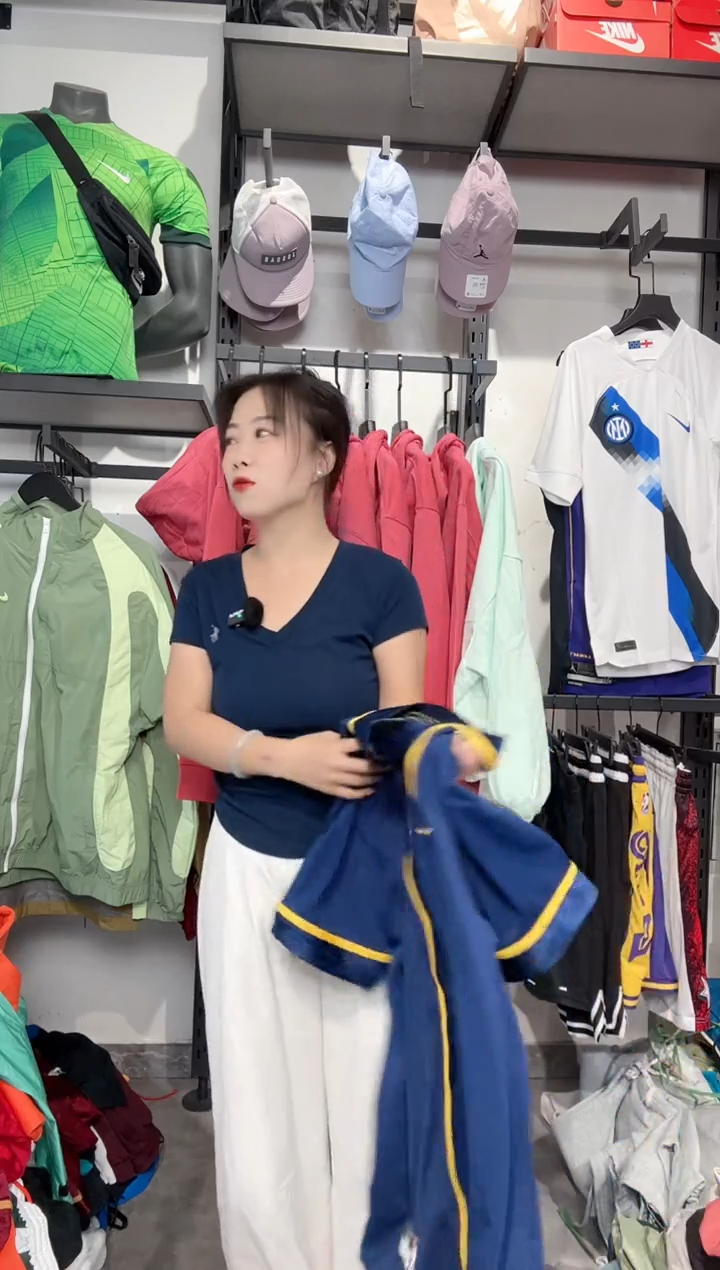 1651编码 瑕疵款直播间过款为准 尺码M