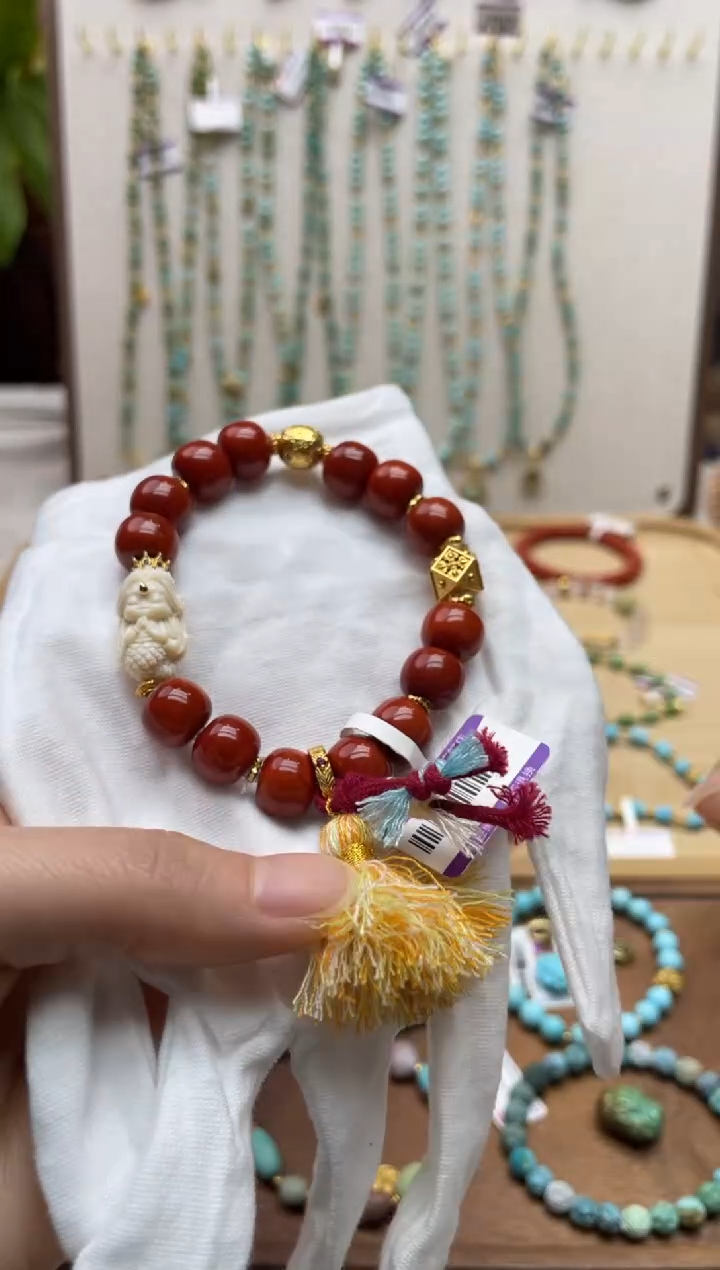 【闪购商品】南红玛瑙手串银S925镶嵌72