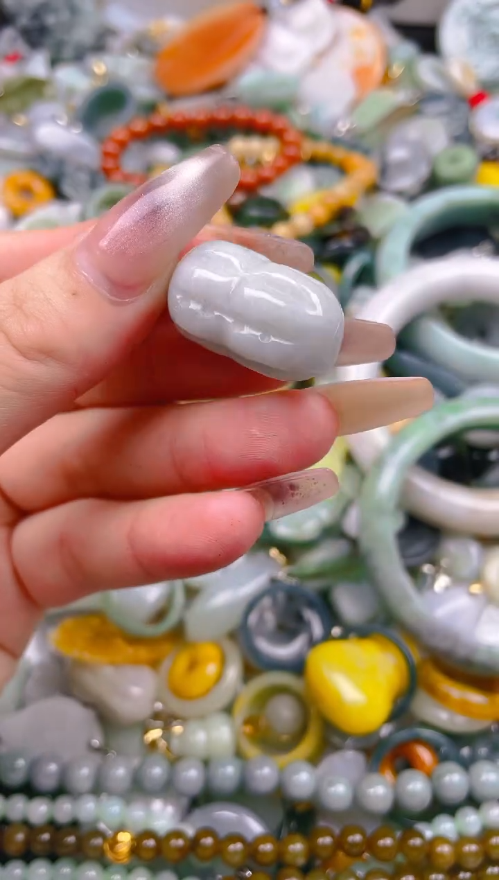 【闪购商品】翡翠颈饰未镶嵌/H/翡翠A货一图一物